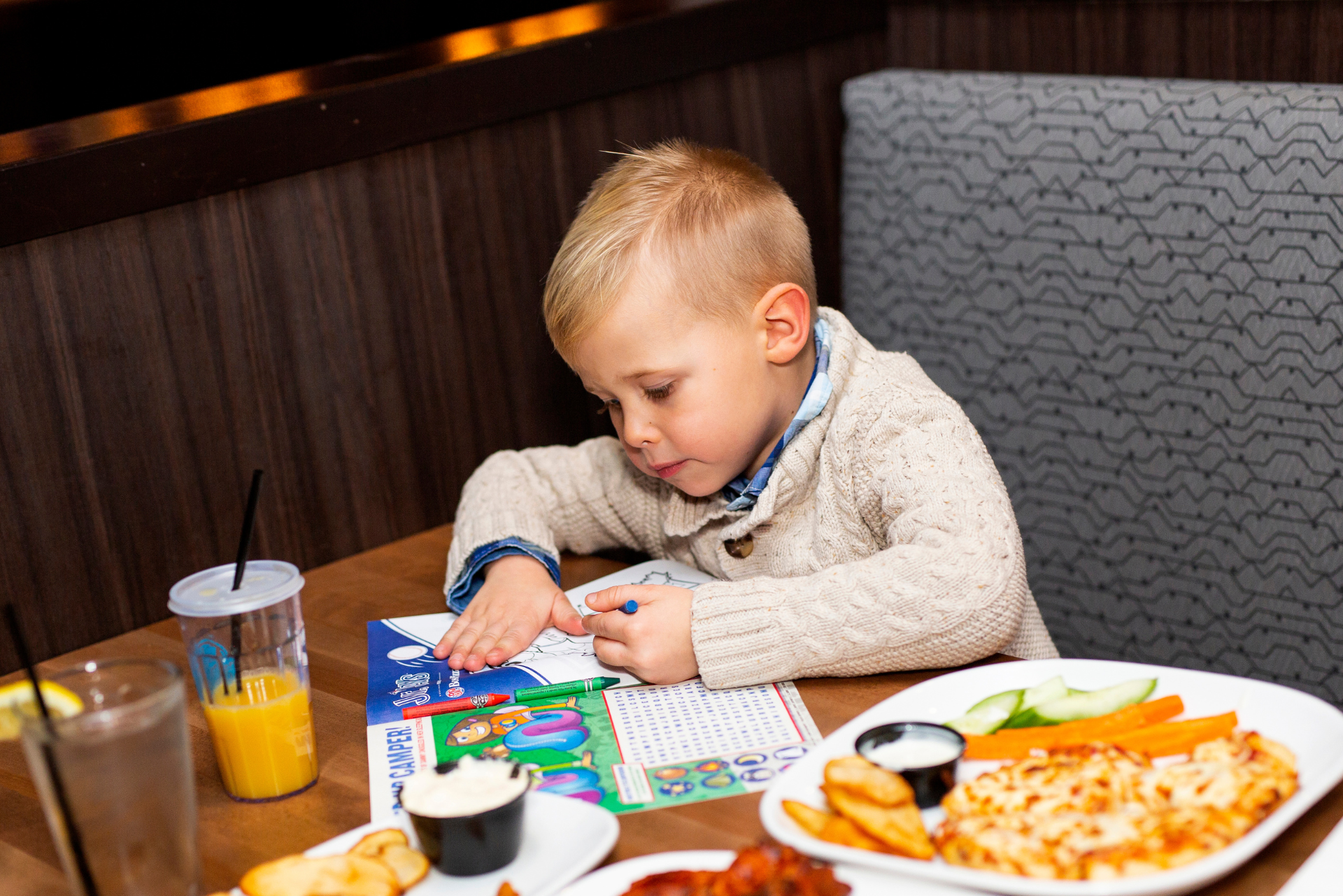 Explore all places to eat